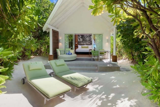 How Maldives Private Villas Create Unforgettable Honeymoon Memories