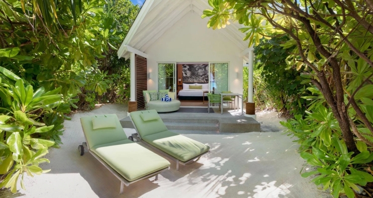 How Maldives Private Villas Create Unforgettable Honeymoon Memories