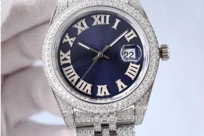 Best Moissanite Watches for Men Who Love Luxury Style
